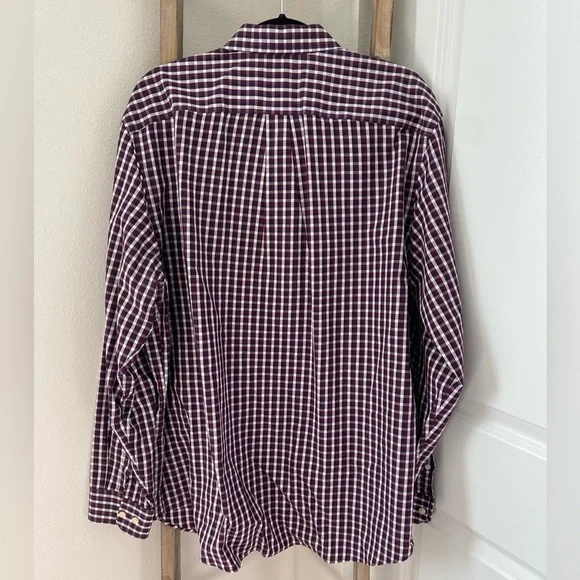 Men’s Banana Republic - Non-Iron Classic Fit Button Down Shirt - Size XL - Picture 4 of 4